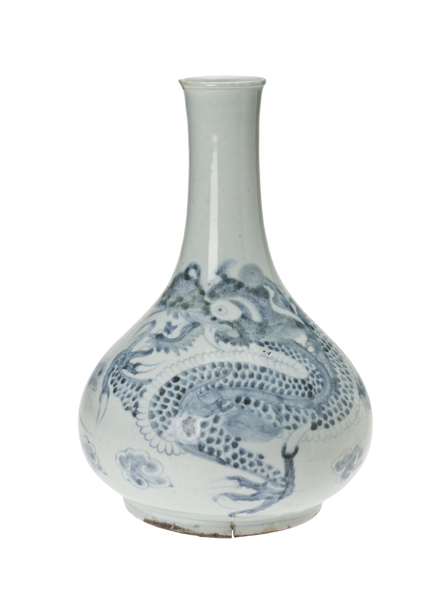 joseon-dragon-vase.jpg