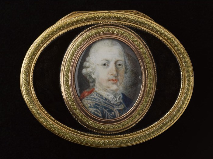 Snuff box with portrait of Prince Charles Edward Stuart.